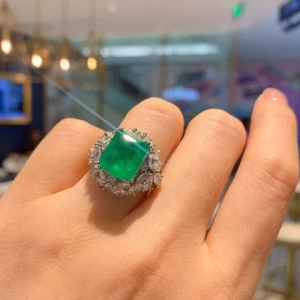 Pop Style Main Stone Jewelry Rings Lady Handmade Emerald  Diamond Fashion  Rings