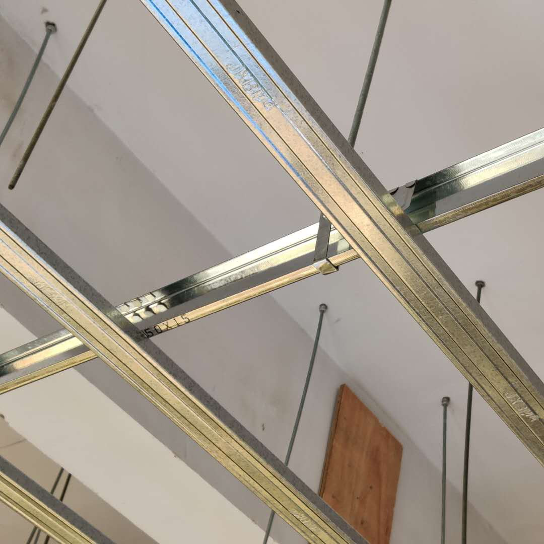 Buy Steel Accessories Galvanized Cross Runner For Building Material ...