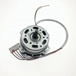 The fan uses a single-phase capacitor to run the asynchronous motor