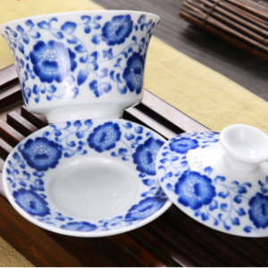 Tureen Porcelain Gaiwan Tea Cup/bowl  and Saucer