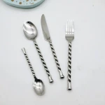Twisted Unique Matte Black And Gold Stylish Flatware Set 18/10 Stainless Steel Cutlery