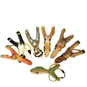 wholesale customize safety carved and mould wood animal camping slingshot
