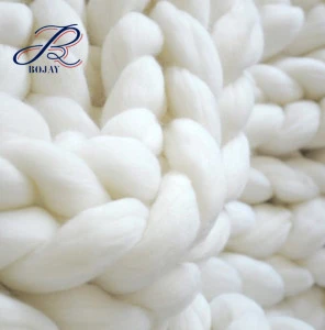 Wholesale Free Sample Hand Knitting 100% Acrylic/ Polyester Chunky Yarn for Knitting Blankets Scarves