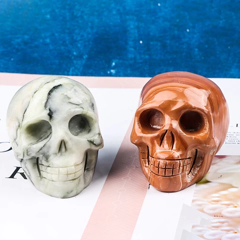Wholesale Natural hand carved fengshui crystal miscellaneous stone Skulls