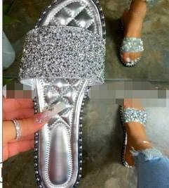 Women Casual Summer Flat Beach Slippers Female Crystal Rivets Slides Slipper Shoes For Girls Fashion Woman Leisure Footwear