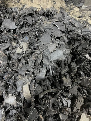 Scraps (Tire shred)
