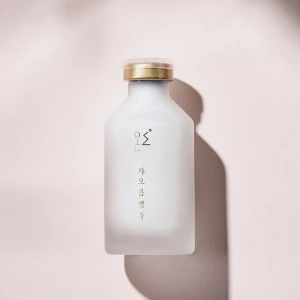 Vegan-Certified, Anti-Aging & Brightening Ampoule with CLOTHO™ and PDRN Complex