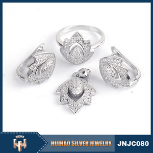 wholesale costume jewelry
