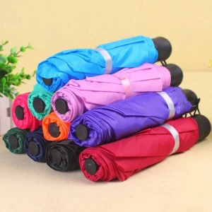2018Hot sell promotional cheap folding umbrella