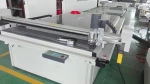 Cork Cutting machine oscillating knife cut