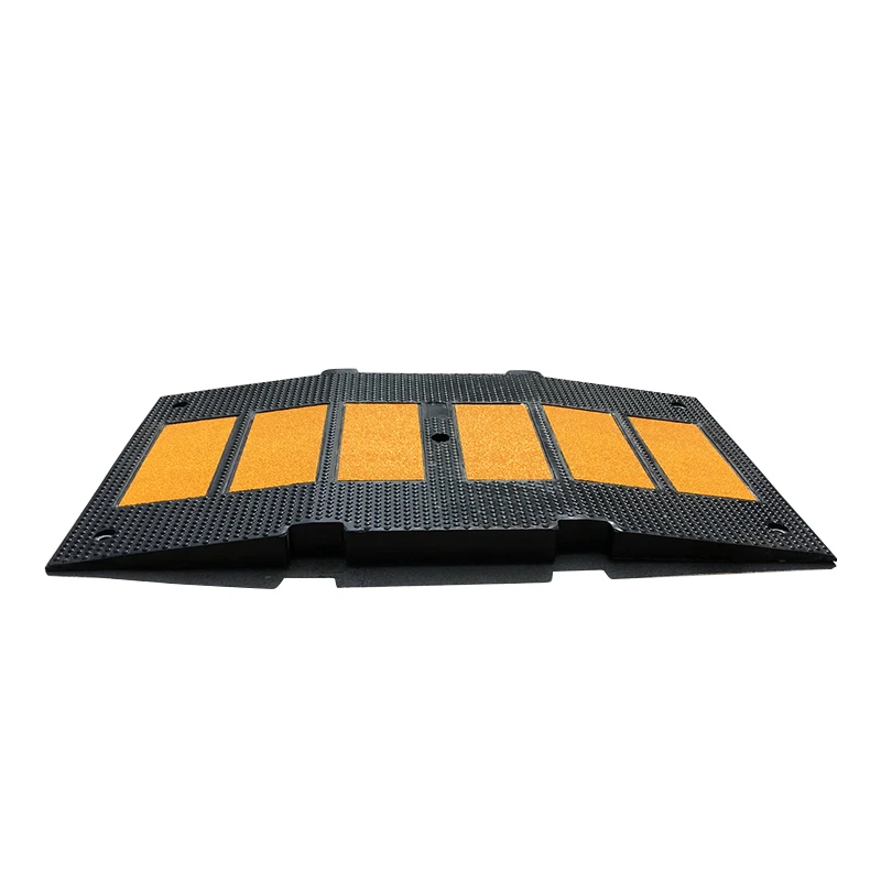 Durable safty roadway rubber speed bump