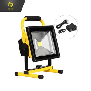 Factory offer rechargeable 4hours Outdoor working portable charger led emergency light 10W 20W 30W 50W led flood light