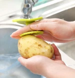 Fruit Vegetable Cleaning Brush Plastic Potato Peeler Multi-functional Easy Cleaning Brush Carrot Ginger Peeler Kitchen Gadgets