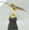 gold eagle animal bird statue for office gift for souvenir