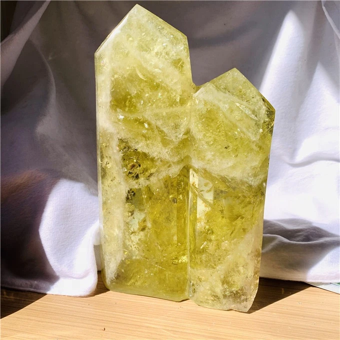 High Quality citrine quartz Crystal Point Tower For Healing