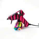 Hot selling Red and Black stripes pattern glue gun with 10pcs Colorful glue sticks Cordless hot glue gun and sticks
