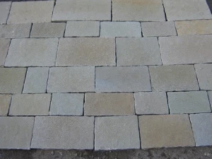Indian Tandur Yellow Limestone Tumbled Pavers Outdoor Garden Patio Paving Slabs French Pattern Tiles Roman Pattern Flooring