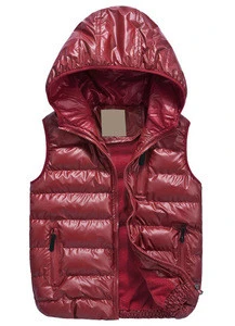 kids down vest made of cotton with hood and zipper closure for spring wear