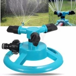 latest cloud garden tools garden base 360 degree rotating garden home plastic trigeminal automatic sprinkler