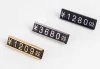Magnetic Clothing and Metal Jewelry Display Tags Small Desktop Digital Price Stand Plastic Model Base Ans Cubes