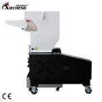 Manufacturer PET Pipe Flake Plastic Bottle Cutter Machine