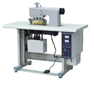 Non Woven Bag Seaming Welding Equipments Ultrasonic Lace Sewing Machine