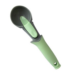 Nonstick Anti-Freeze plastic ice cream scoop spoon with trigger