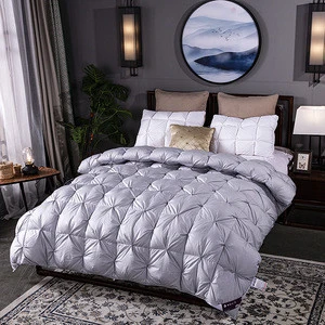 quilt wholesale china Luxury sateen fabric queen size goose down comforter
