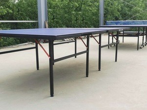 Table tennis training equipment fold up pingpong table