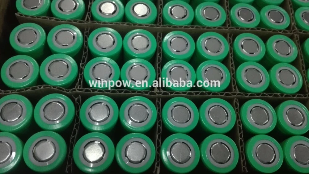 Wholesale price 3.7v 18650 2200mah li ion cylinder lithium battery