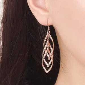 Womens Pretty 18K Gold Plated Double Triple Tassel Linear Loops Design Twist Wave Hook Dangle Earrings for Women Girls