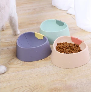 Spot wholesale strawberry pattern pet bowl anti-overturning cat food bowl drinking bowl cat food bowl