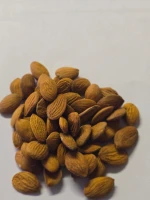 Peach kernels ( Prunus Persica )