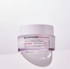 Brightening and Anti-Aging Cream with 700mg Glutathione and Niacinamide,Dermatologist,Tested