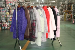 Used ladies parka jacket L wholesale