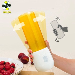 2018 New Portable Fruit Rechargeable Electric Mini Bottle Juicer Cup Blender With USB