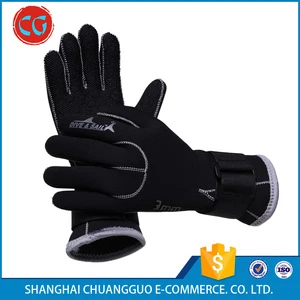3MM Anti Slip Flexible Thermal Material Five Finger Gloves for Snorkeling Swimming Surfing Sailing Diving