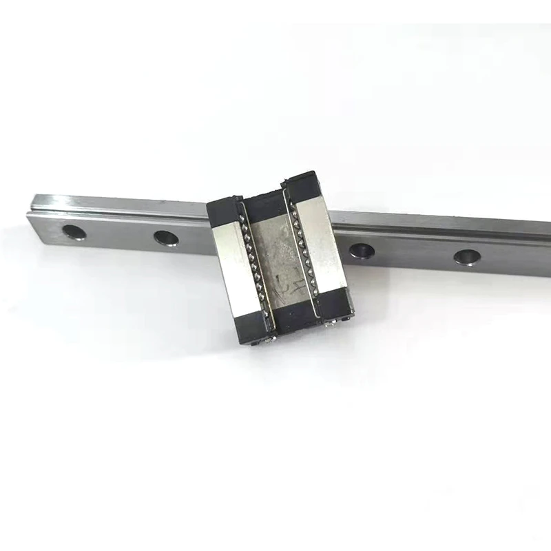 China Axis Linear Guide Hgr15 400/470/600/1000/1500mm Linear Guide Rail Factory Price/liner Guide Rail
