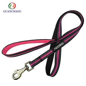 Custom design free sample dog training products retractable pet collar leashes