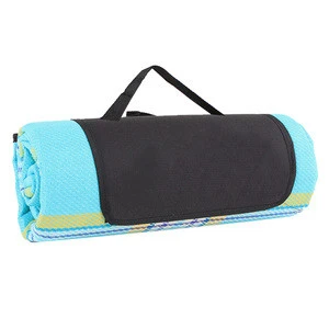 Custom Outdoor Waterproof Travel Camping Beach Foldable Picnic Mat With Tote