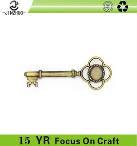 Factory custom antique metal key gifts for diy craft