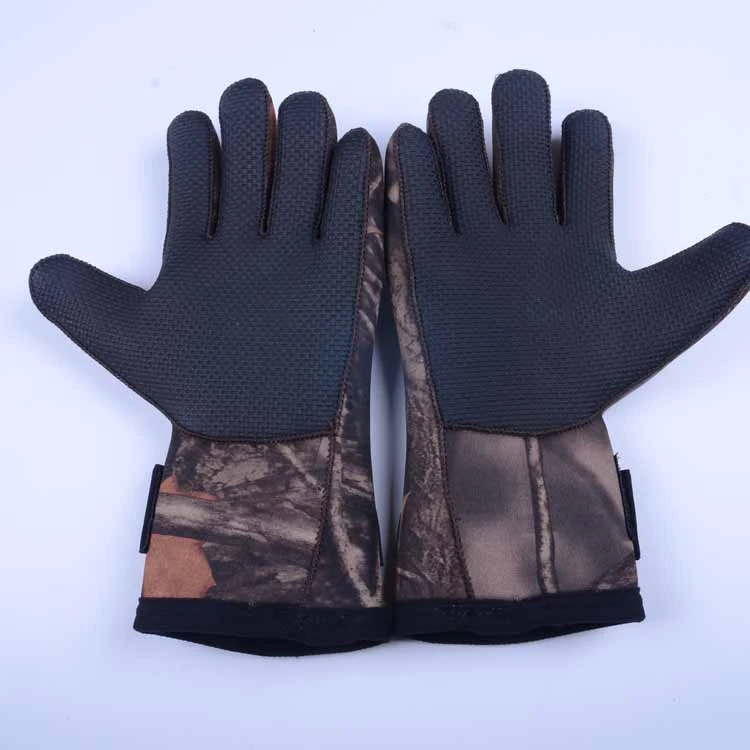 good Selling  Windproof Camouflage Neoprene Hunting Gloves