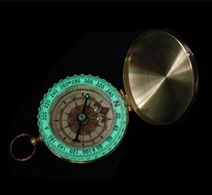 Hot Sale Glow In Dark Outdoor Hiking Portable Metal Brass Compass With Lid