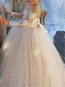 Illusion Appliques Scalloped Neckline Long Sleeve Girl Wedding Dress WF126