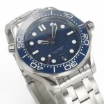 Latest Noob Watch Clean Vs 300m Waterproof 904L Steel Blue Dial Blue Bezel