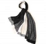 new fashionable leopard-print vertical splice ladies' worsted velvet blended warm scarf