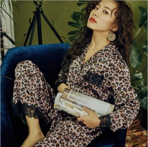 Spring and Autumn 2021 new pajamas leopard print lace  silk pajamas comfortable home wear chiffon set