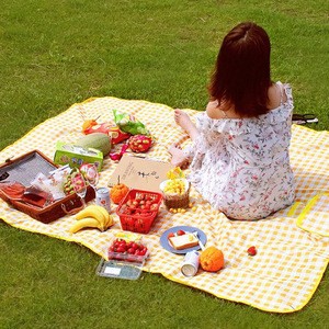 UCHOME Competitive price custom waterproof foldable camping picnic mat