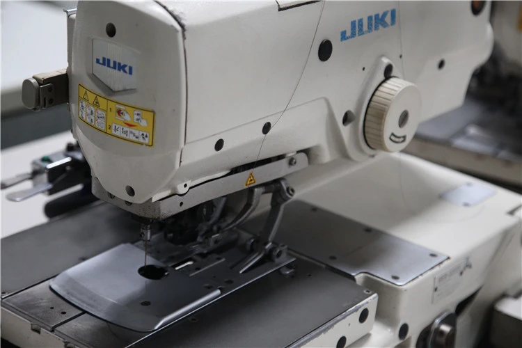 Used Japan MEB-3200S OLD Electronic buttonhole machine