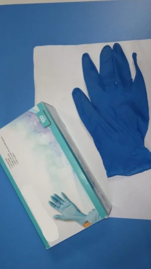 NItrile,vinyl,latex and blended gloves